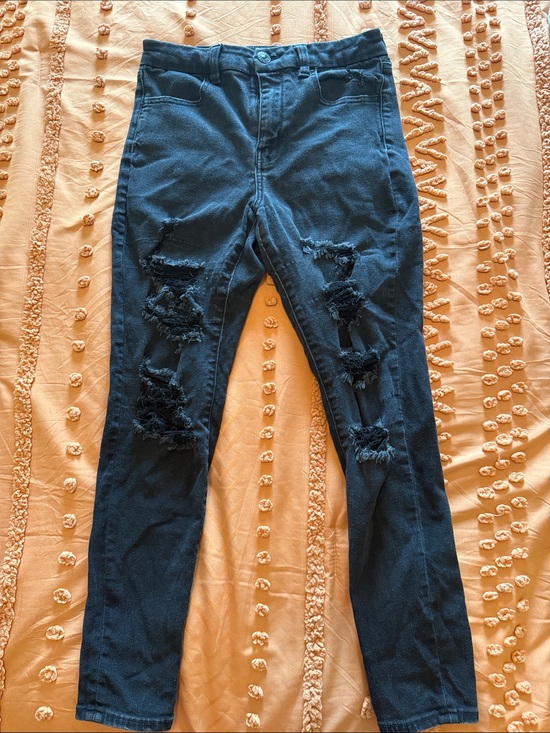 American Eagle Outfitters Denim - American Eagle Outfitters Black Distressed Skinny Jeans